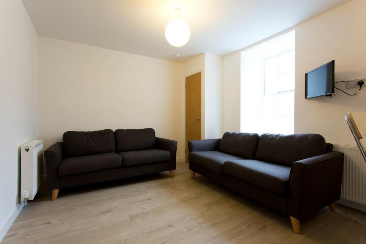 Remarkable 2-Bed Apartment In Culross Екстериор снимка