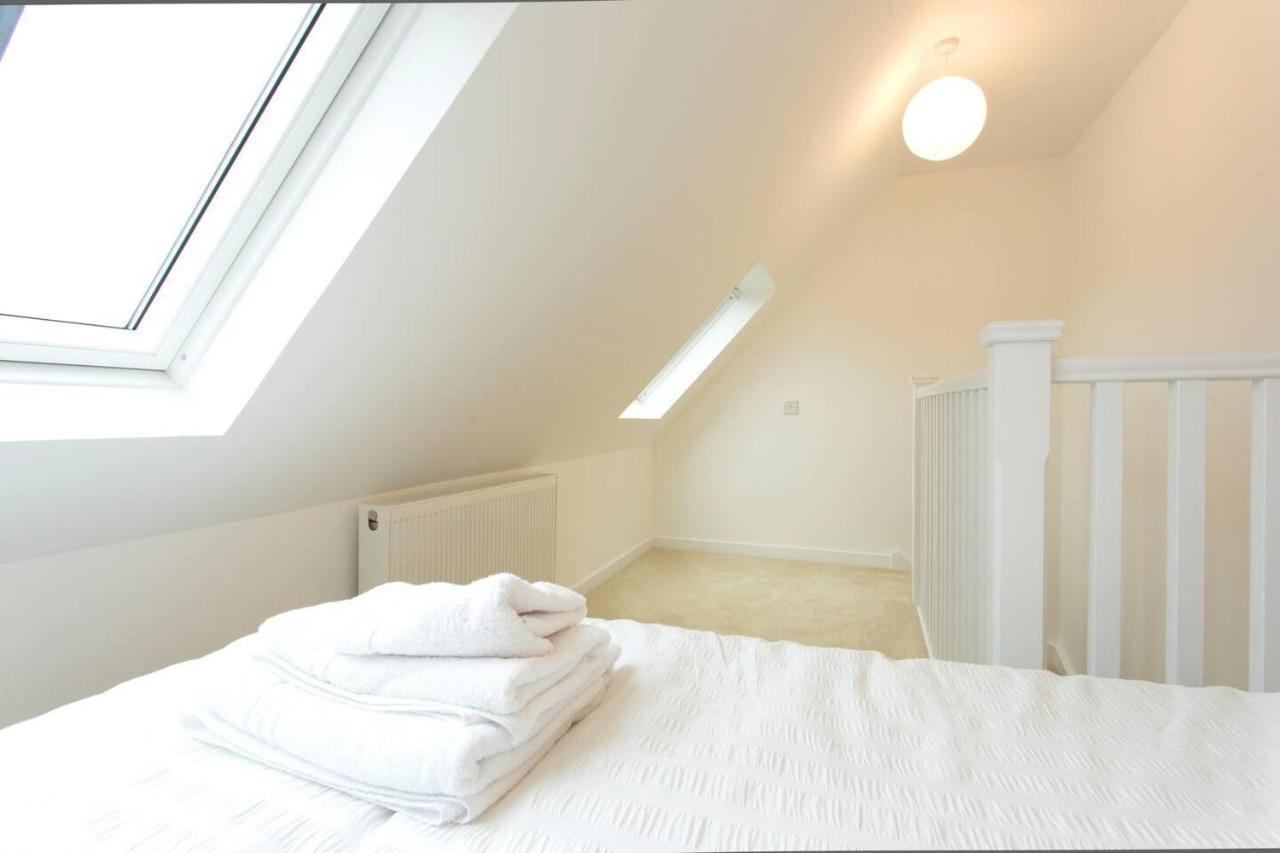 Remarkable 2-Bed Apartment In Culross Екстериор снимка