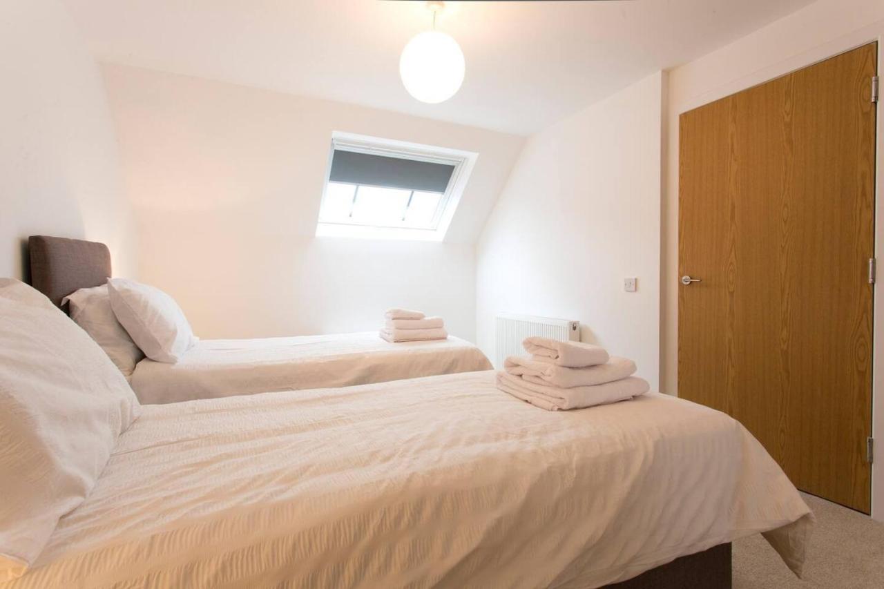 Remarkable 2-Bed Apartment In Culross Екстериор снимка